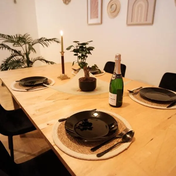 Bismarck Home - Central, Cozy & Family-Friendly in Essen, hotel v destinaci Essen