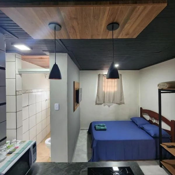 Kitnet mobiliada em Lins, hotel en Lins