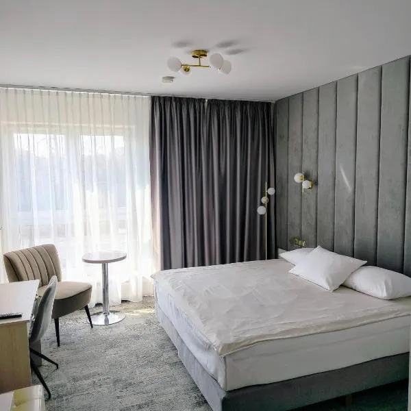 Hotel Sokołowska Airport Modlin, hotel in Nowy Dwór Mazowiecki