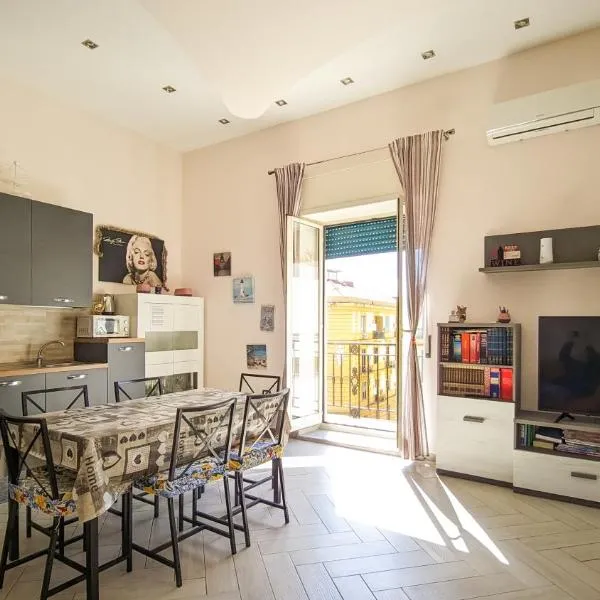 La casa di nonna Maria，位于那不勒斯的酒店