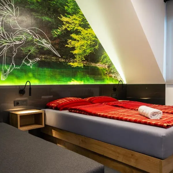 Pansion Risnjak, hotel v destinaci Crni Lug