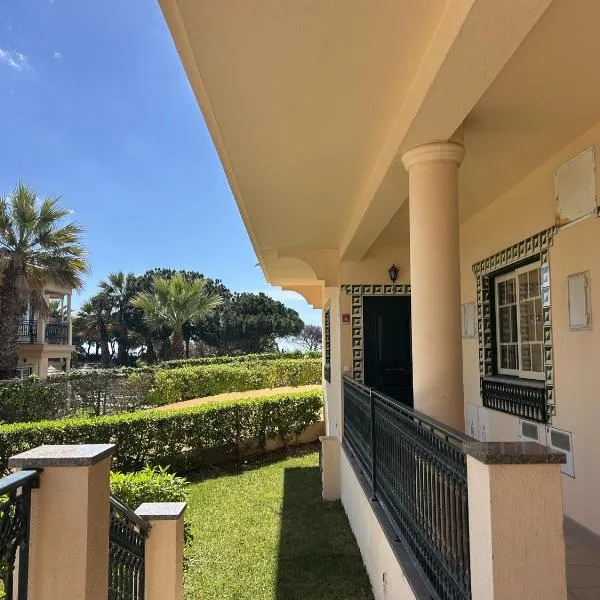 Moradia B - 200m da Praia da Oura - Leste, hotel sa Albufeira