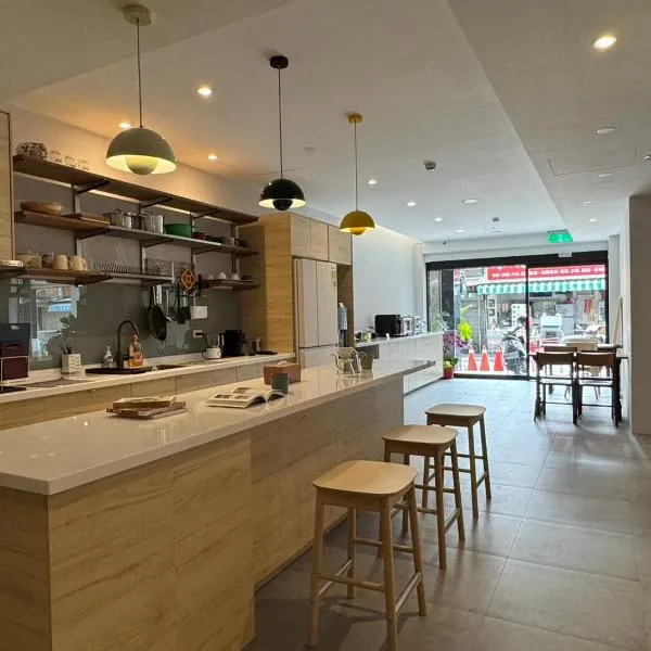Yoshi Hotel - Tainan Sinmei Branch, hotel em Tainan