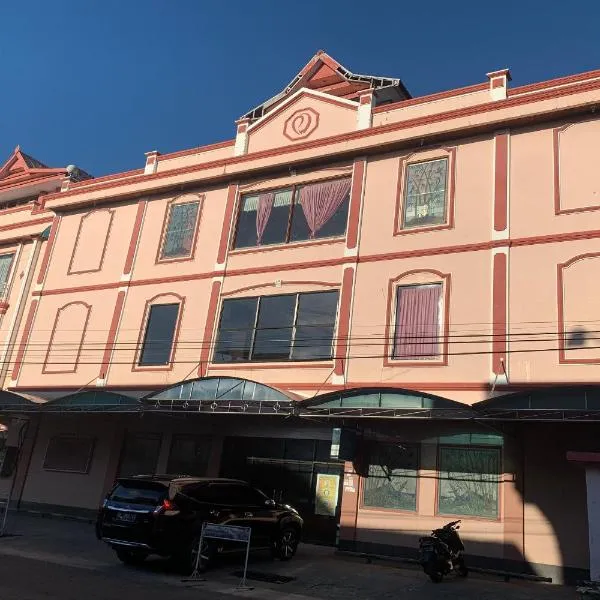 Hotel O Puri Homestay, hotell i Kendari