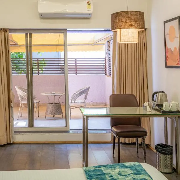 Hotel Dakshin Grandeur, hotel in Navi Mumbai