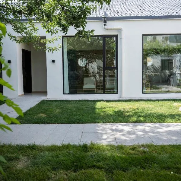 Yining Biezhi B&B, hotel u gradu Yining Airport