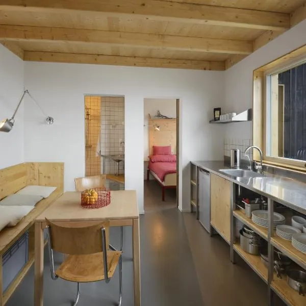 Veritas Beyond Glamping, hotel en Hošťka