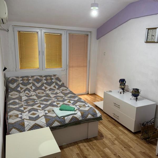 Suzana Rooms, Štip
