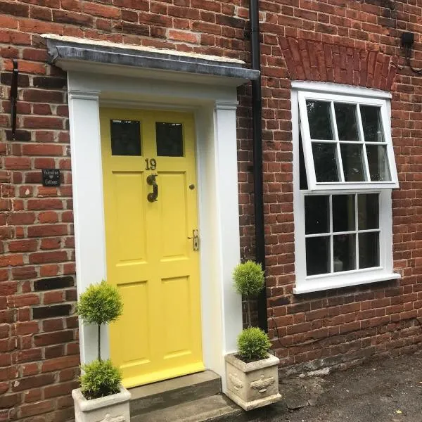 Valentine Cottage, Aylsham, hotel in Aylsham