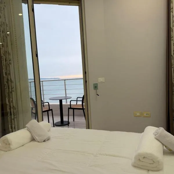 LuxurySeaview Apartment, ξενοδοχείο στο Δυρράχιο