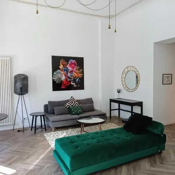 Loft nahe Schloss Charlottenburg, hotel i Berlin