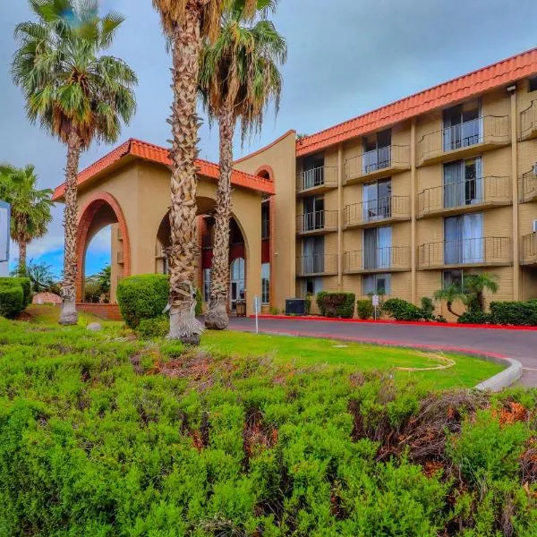 Motel 6 Phoenix, AZ – Sky Harbor, hotell sihtkohas Phoenix