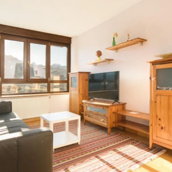Casa Marali Ski & Bike Formigal, hotel in Formigal