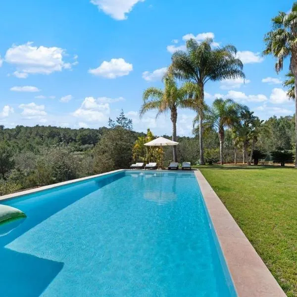 Villa Universe, отель в городе Сан-Рафаэль-де-Са-Креу