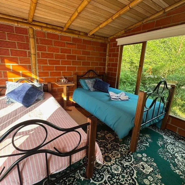 Green Bamboo Lodge，位于San Francisco de Borja的酒店