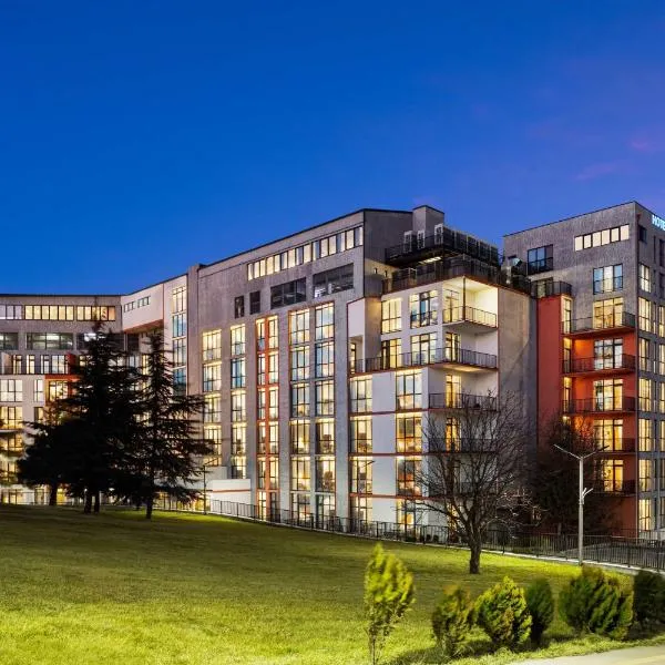 Gino Seaside Tbilisi, Trademark Collection by Wyndham, hôtel à Tbilissi