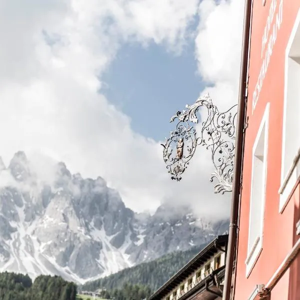 Boutique & Gourmet Hotel Orso Grigio - Grauer Bär, hotel a San Candido