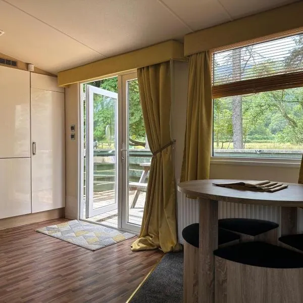 Swift Serenity 50, hotel i Ardentinny