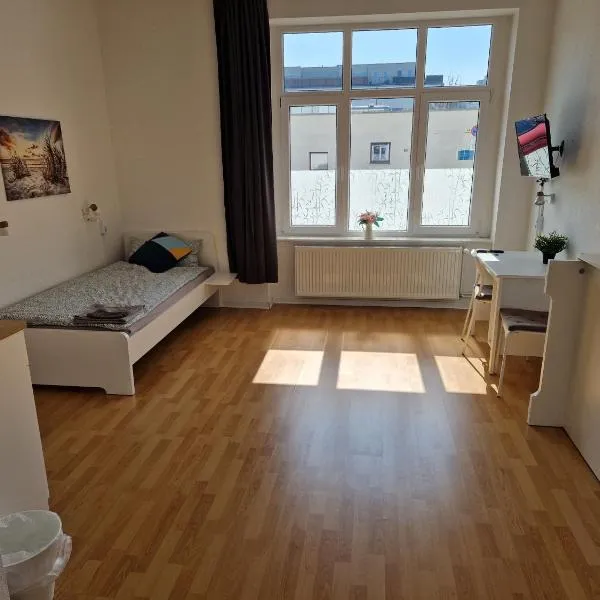 Zimmervermietung Berlin Mertens, hotel in Berlin