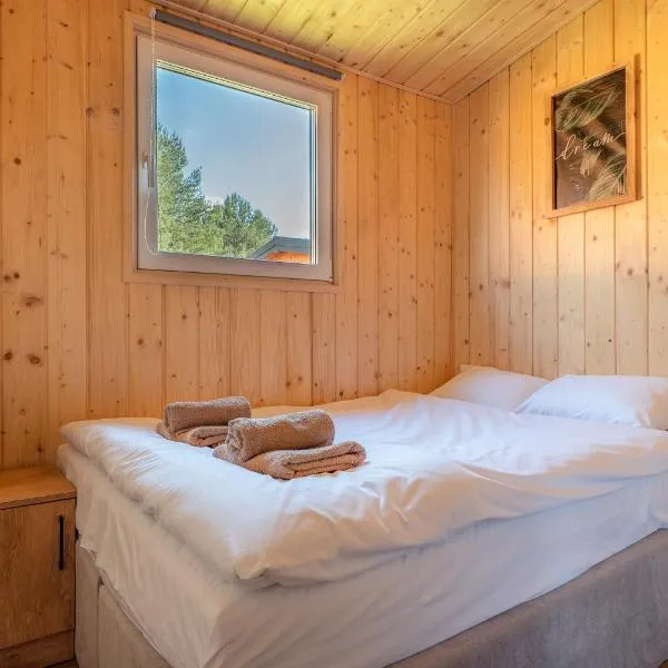 Zacisze obok Suntago Park domki 2,3,6 osobowe, hotel a Grabce