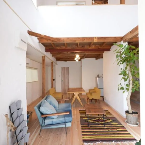 CHILLHOUSE 一棟貸し宿kumanokodo, Hotel in Nachikatsuura