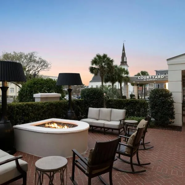Courtyard by Marriott Charleston Historic District, ξενοδοχείο στο Τσάρλεστον