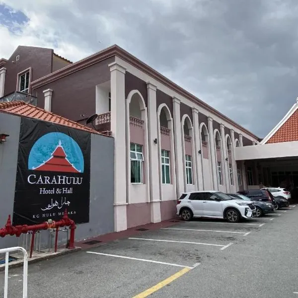 Capital O 90756 Cara Hulu Hotel, hotel di Kampong Morten