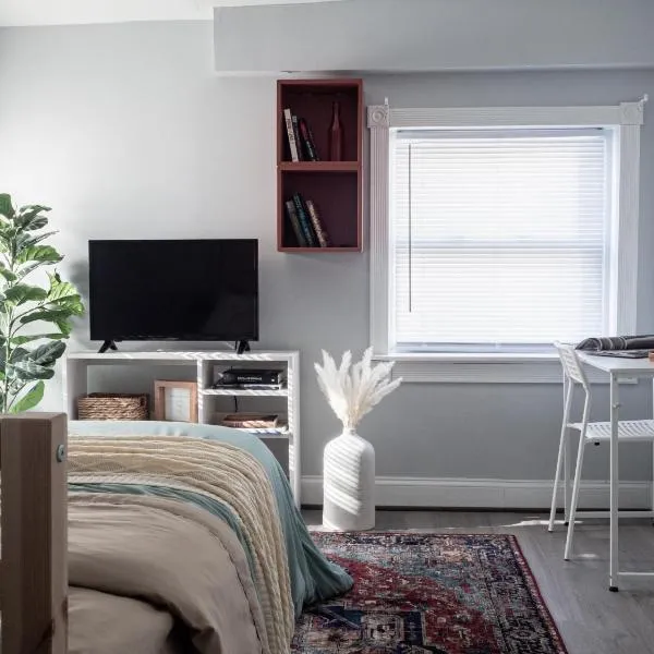 Historic Townhouse - Heart of Little Italy, hotel in Baltimore