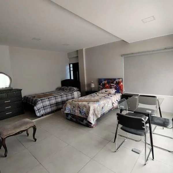 H&V room, hotel in Guayaquil