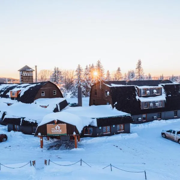 Snowriver Mountain Resort, hotel in Wakefield