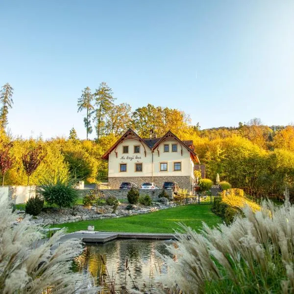 Penzion Na kraji lesa, ξενοδοχείο σε Valasske Mezirici