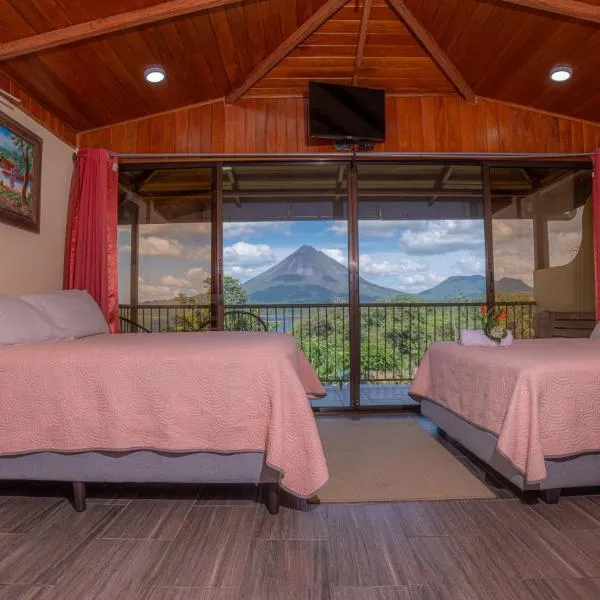 Villas Paradise Arenal Volcano Lake View, hotel in El Castillo de La Fortuna