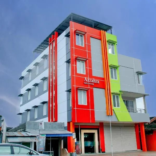 Hotel O Azzahra Guest House Syariah, khách sạn ở Ambon