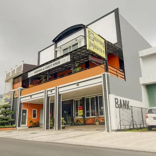 Capital O 90151 Guest House 180, hotel v destinaci Batu