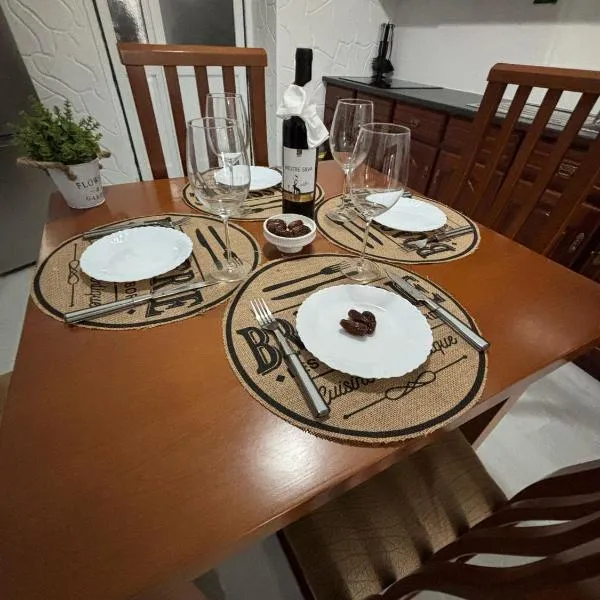 Casa da Praça II, hotel v destinaci Vila Nova