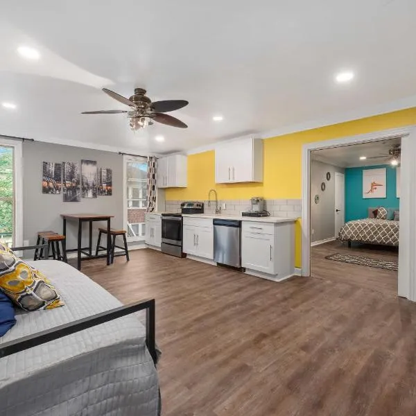 Cozy & Spacious 1BR in Montrose Walk to Top Attractions, hotel v mestu Houston