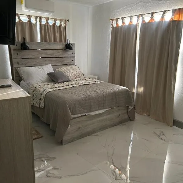 Cane Garden Bay 2 bed Apt、Tortolaのホテル