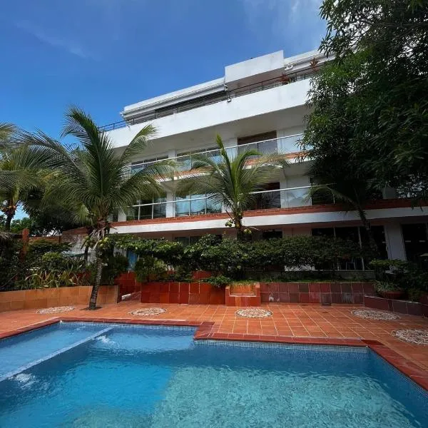 Club House, Hotel in Maizal