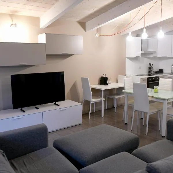 Dingo's House - 5 minutes from M3, hotel in Milan