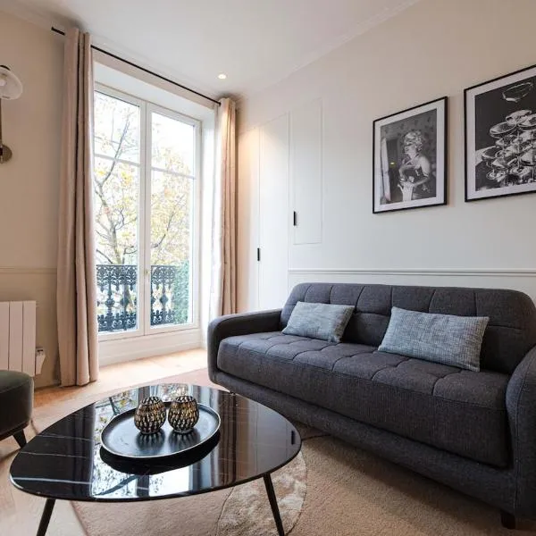 Appartement de luxe dans le centre de Paris 2-4p, hotel v Paříži