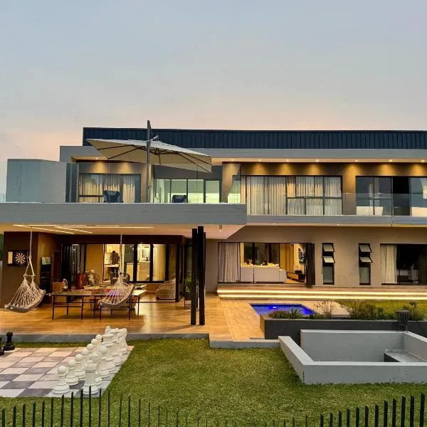 The Views at 492 Euphoria Golf Estate, hotel in Naboomspruit