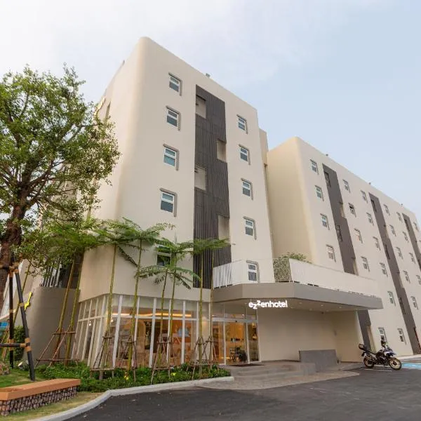 ezzenhotel Phitsanulok, hotel en Phitsanulok