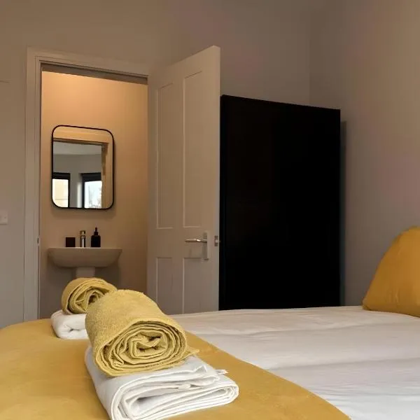 Affordable Master Room Stay Abu Dhabi, hotel in Abu Dhabi
