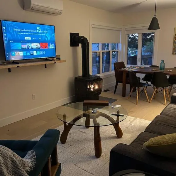 The Harbour House Montague, hotel in Montague