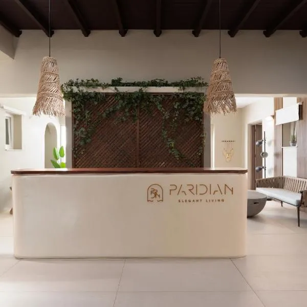 Paridian Elegant Living，位于帕罗奇亚的酒店