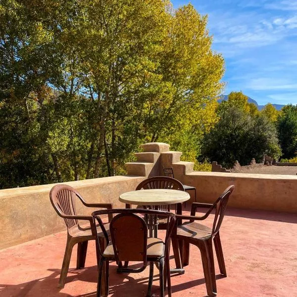 Gite Cathedrale Imsfrane, hotel v destinaci Temga