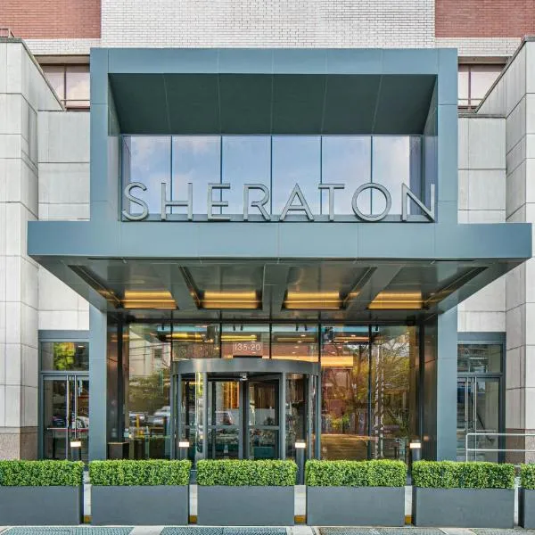 Sheraton LaGuardia East Hotel, hotel en Queens