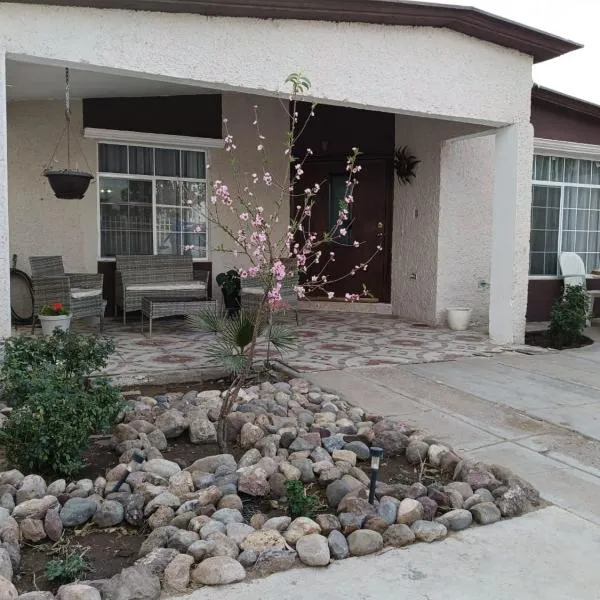 Residencia en Villa Juarez, Chihuahua，奇瓦瓦的飯店