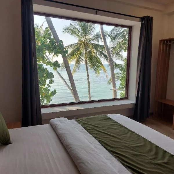 Comfy Cool Breeze by eMzaz, hotel in Dhiffushi