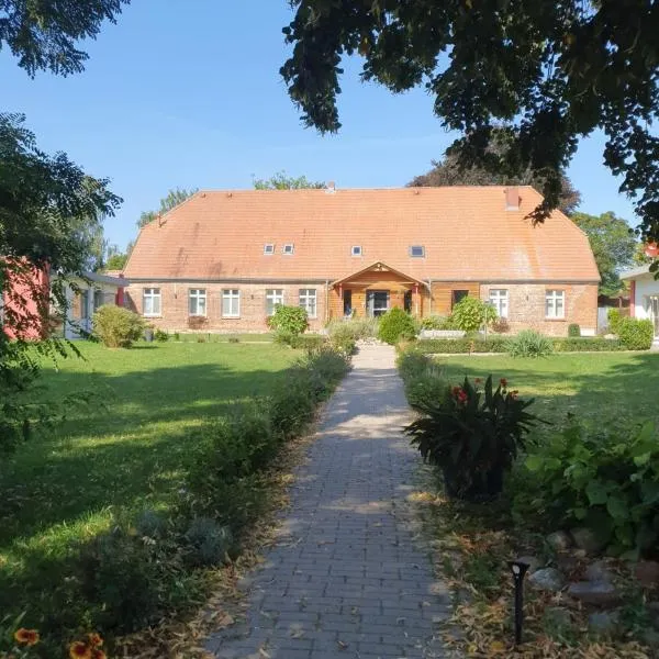 Hotelpension Pfarrhaus, hotel in Alt Schwerin